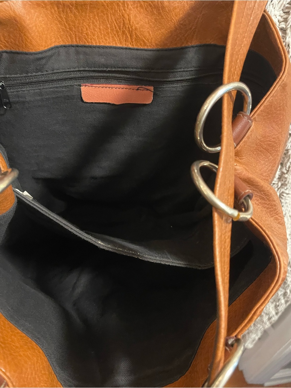 Classic Brown Leather Shoulder Bag - Picture 7 of 9
